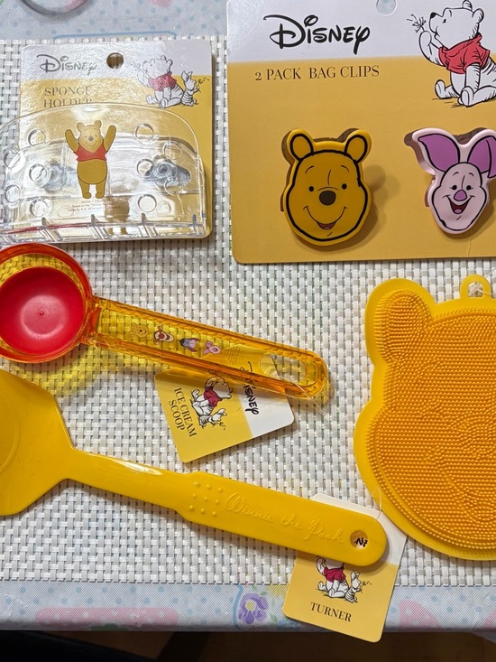 Disney Other - Disney Winnie the Pooh Kitchen Accessory Set - Yellow & Red